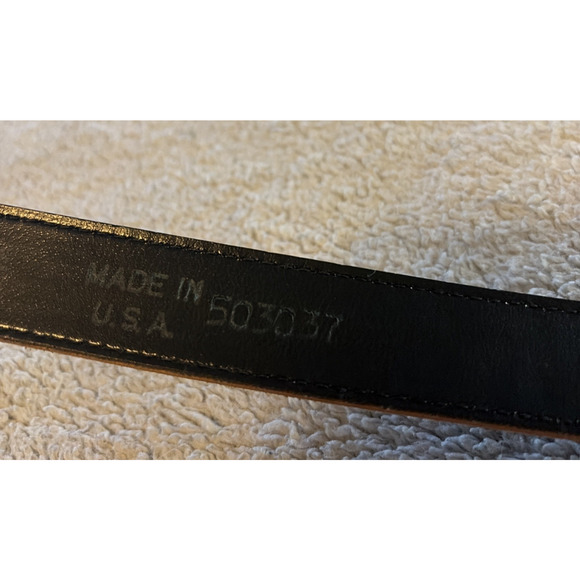 First Issue Women’s 34" Genuine Leather Brown Western Style Belt Silver - Picture 3 of 7